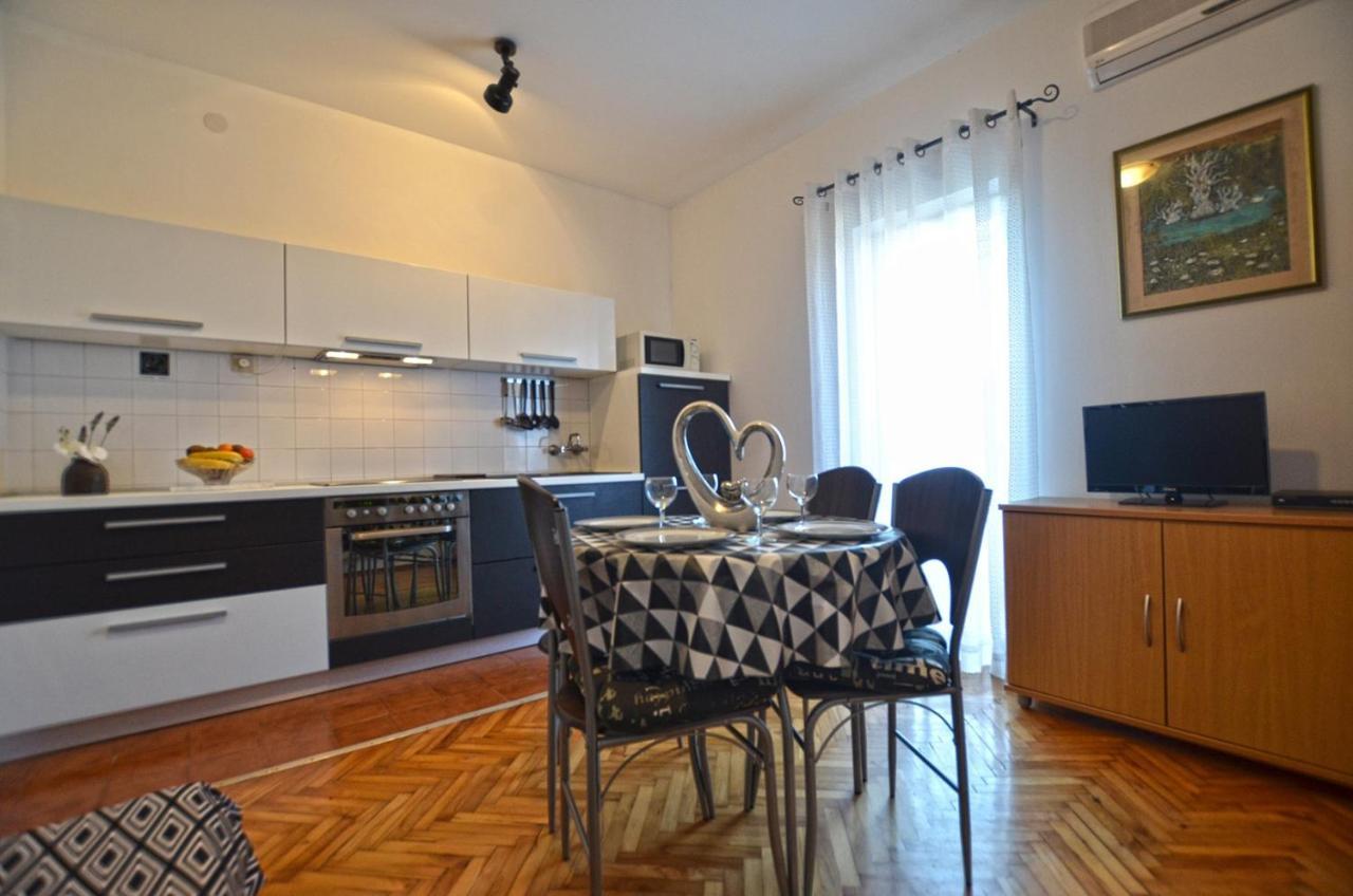 Galant Apartments Rovinj Bagian luar foto